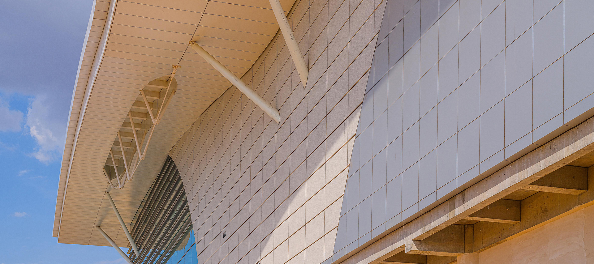 榆林榆陽機(jī)場(chǎng)T2航站樓擴(kuò)建
