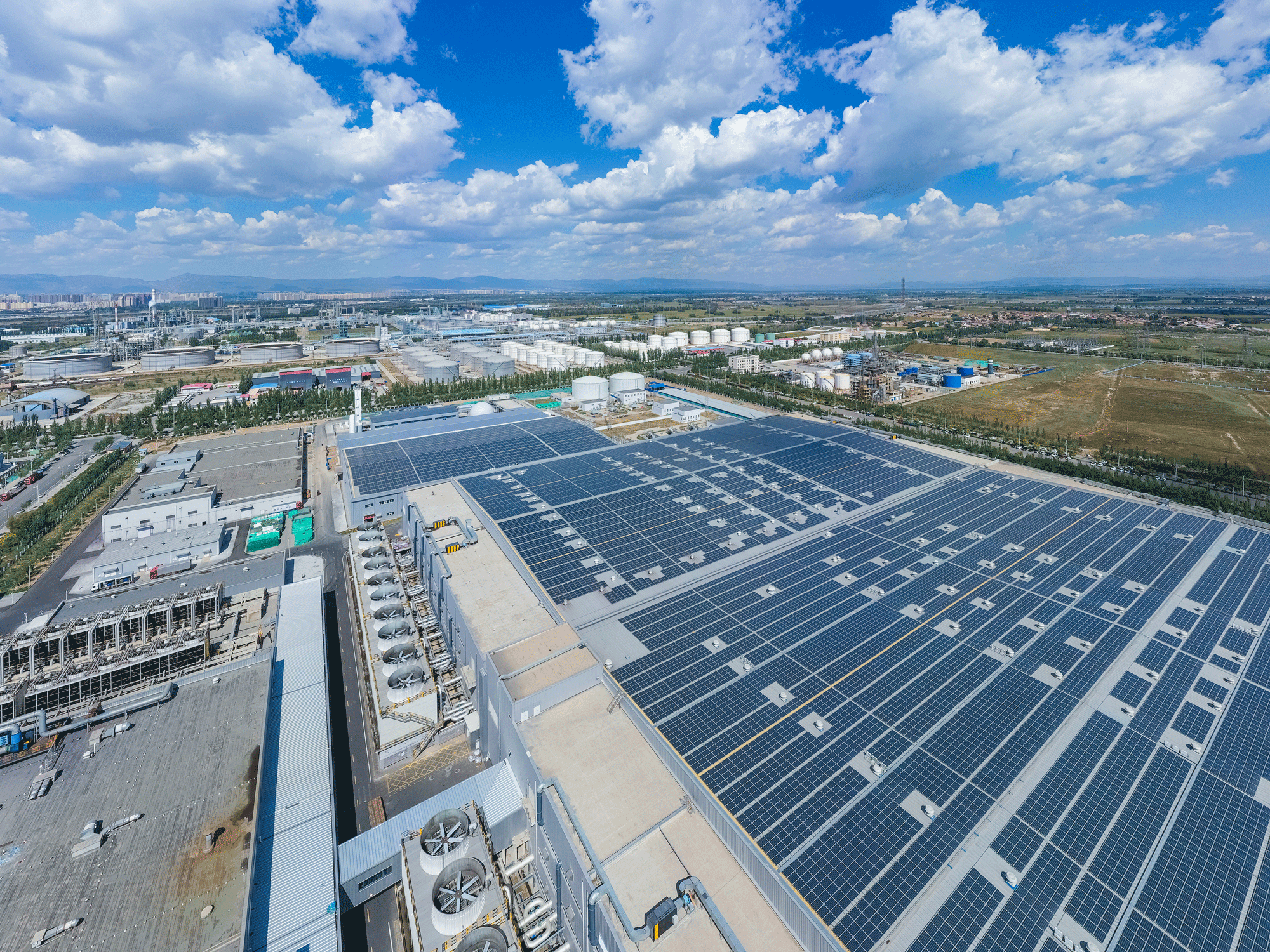 聚·變 | 光“賦”未來——探索光伏建筑一體化(圖7)