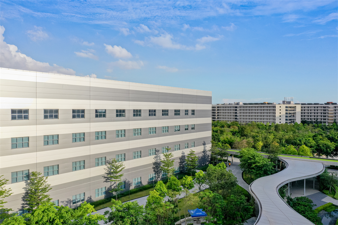 巖棉夾芯板廠家——萬事達巖棉夾芯板的特點是什么(圖2)