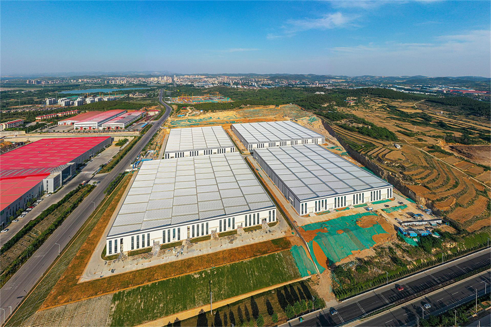 巖棉夾芯板在產業園中的應用(圖9)