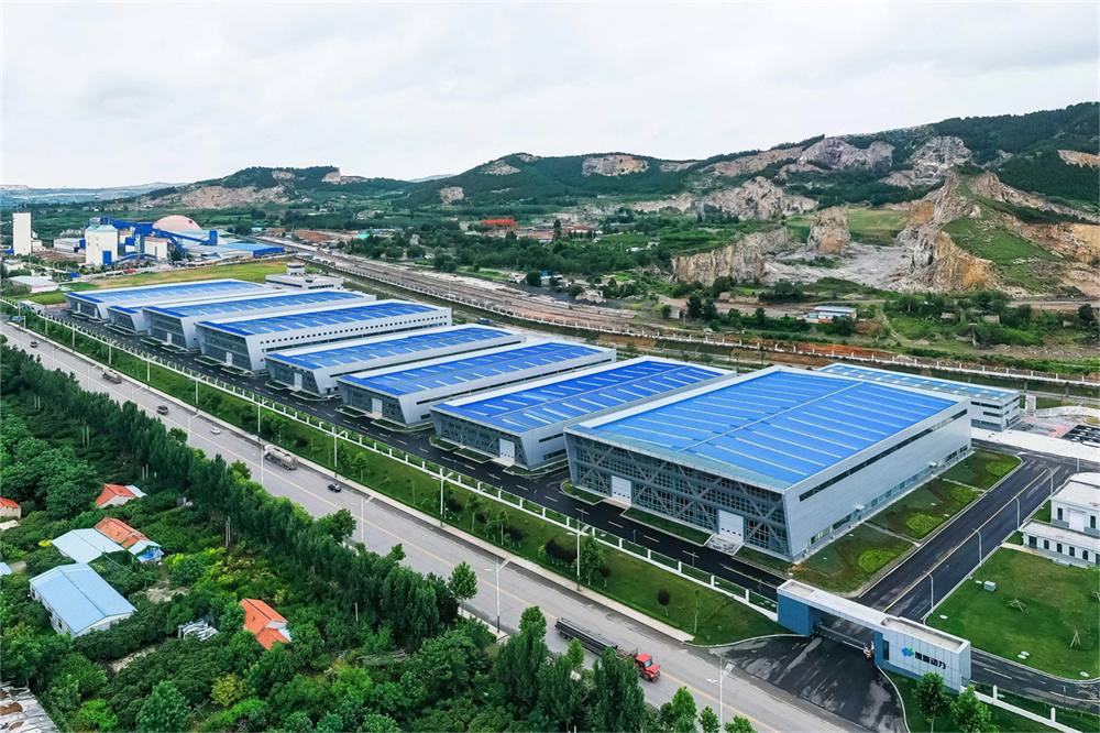 巖棉夾芯板在產業園中的應用(圖5)