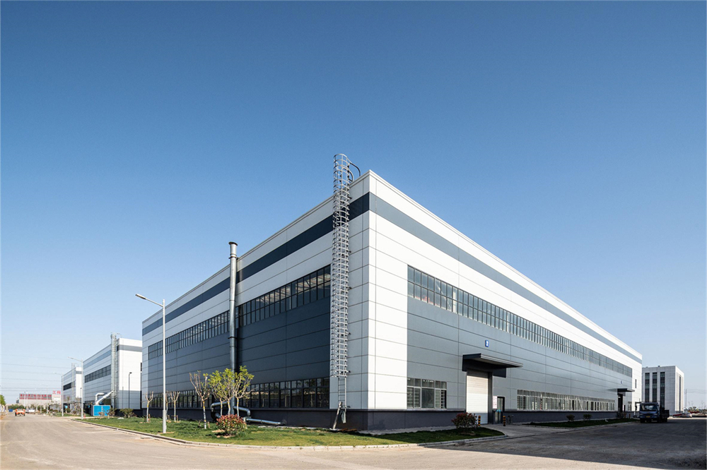 巖棉夾芯板在產業園中的應用(圖12)