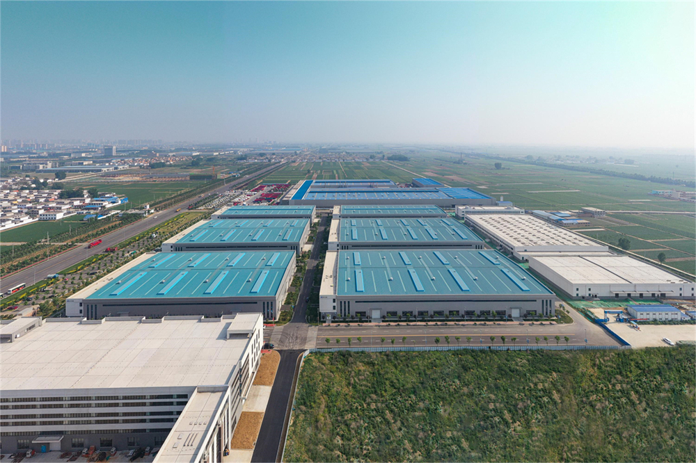 巖棉夾芯板在產業園中的應用(圖13)