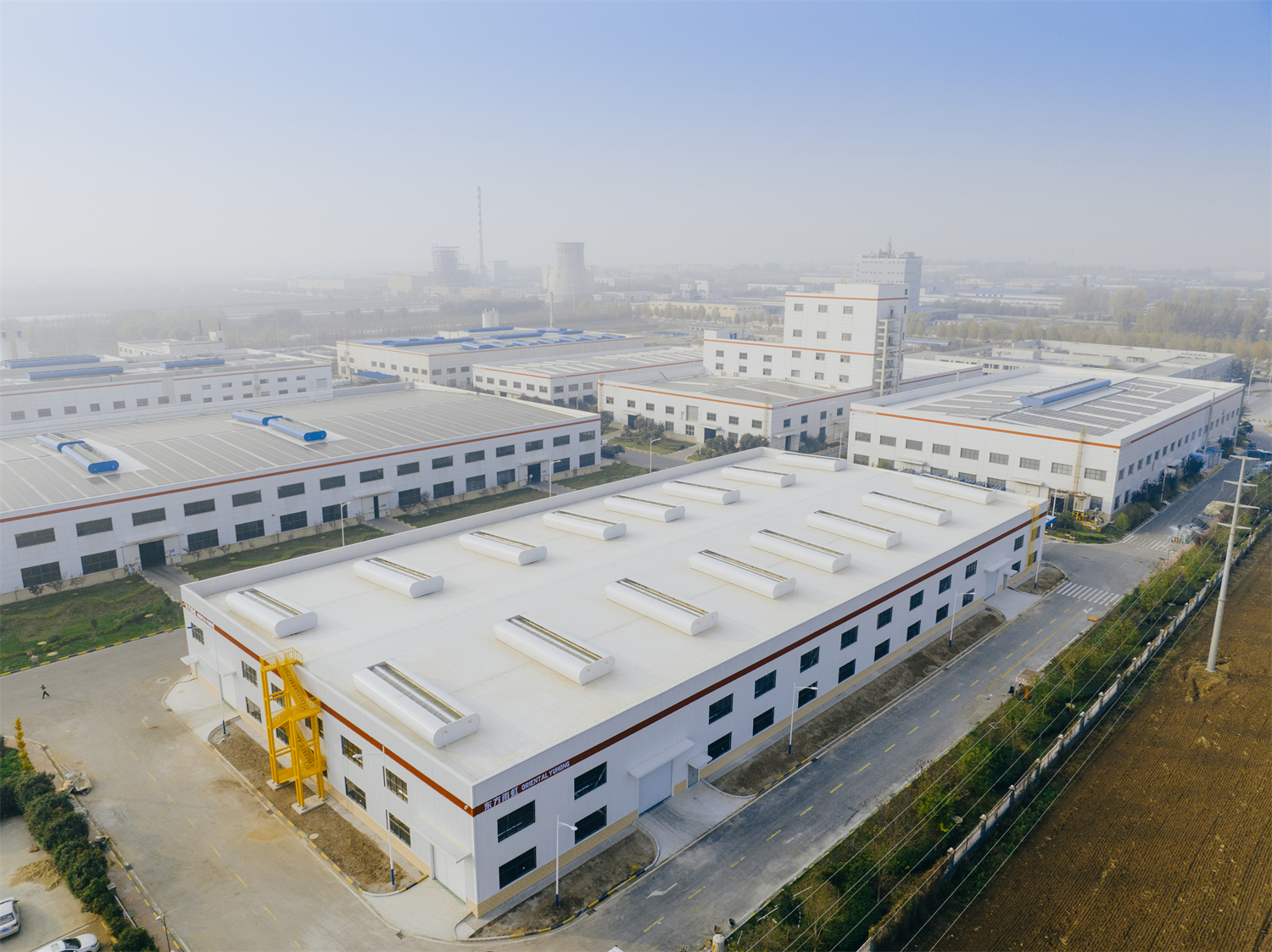 屋面防水卷材的分類及應用(圖2) 屋面防水卷材的分類及應用(圖2)