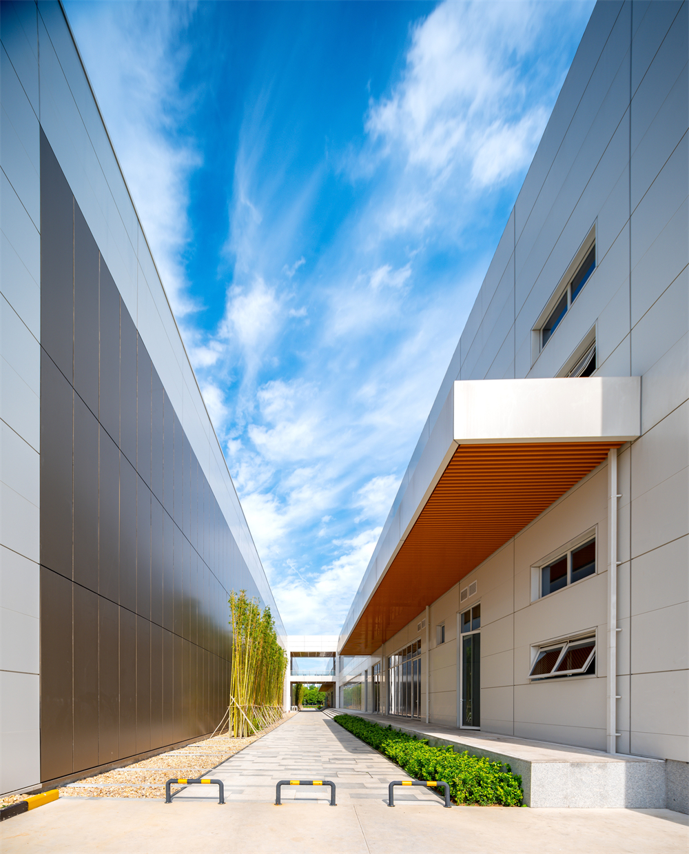 萬事達金屬幕墻產(chǎn)品特點及其實際應(yīng)用(圖3)