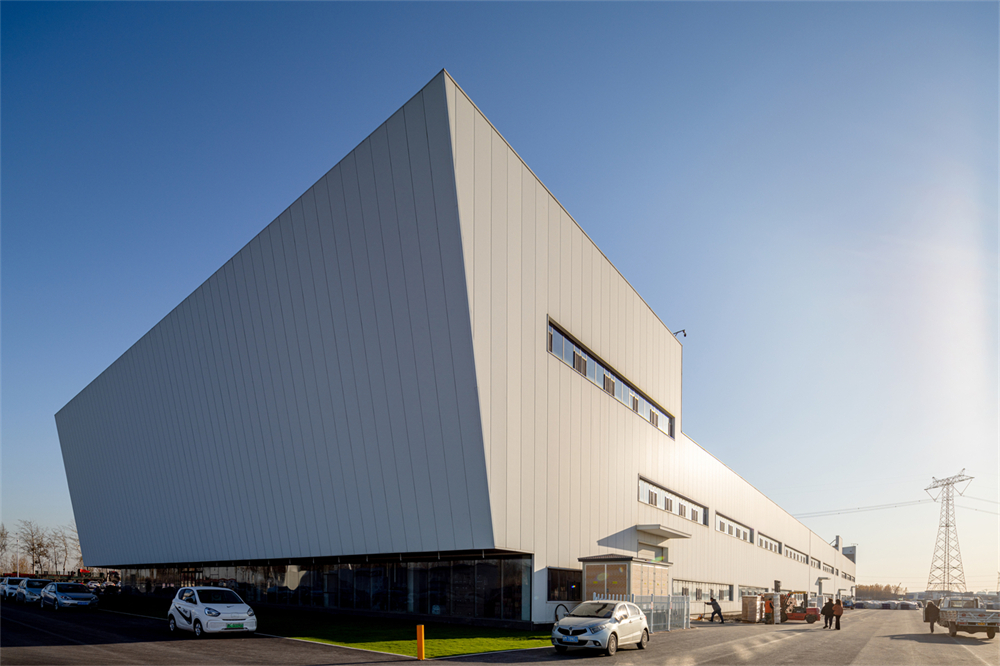 聚氨酯封邊巖棉夾芯板的特點(圖3)