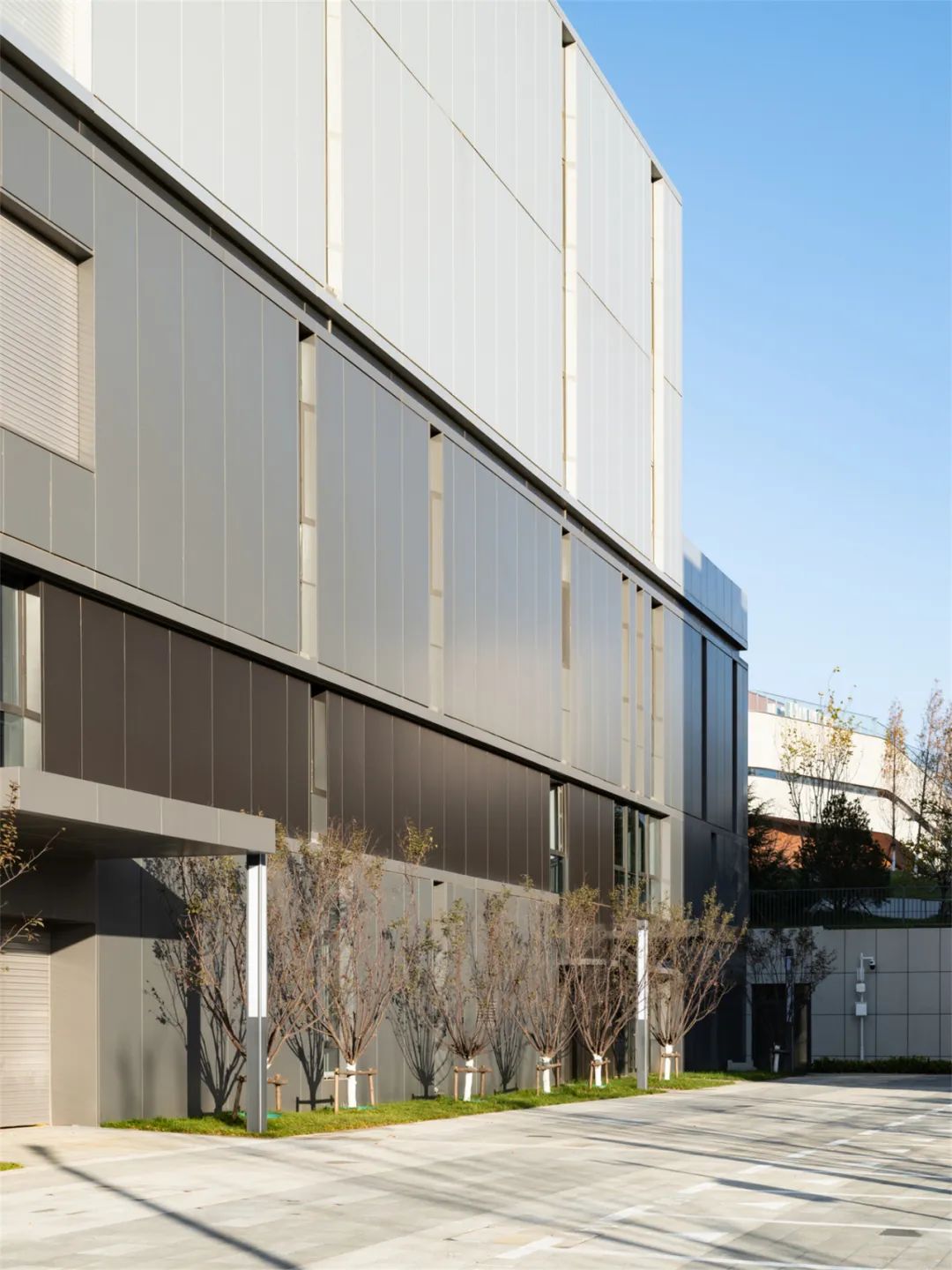 萬事達30天極速交付,賦能環磁山項目幕墻美學!(圖1) 萬事達30天極速交付,賦能環磁山項目幕墻美學!(圖1)